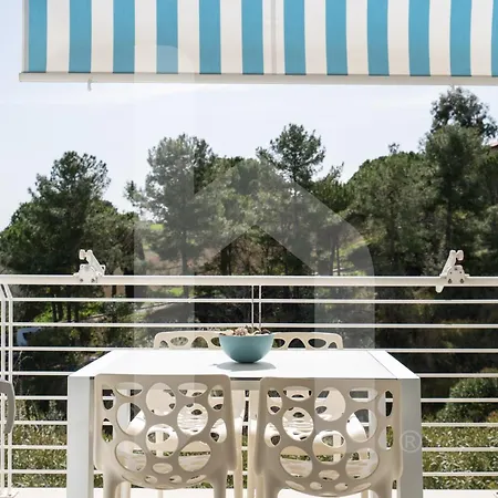 Homiday - I Gabbiani Int 01, Livrea