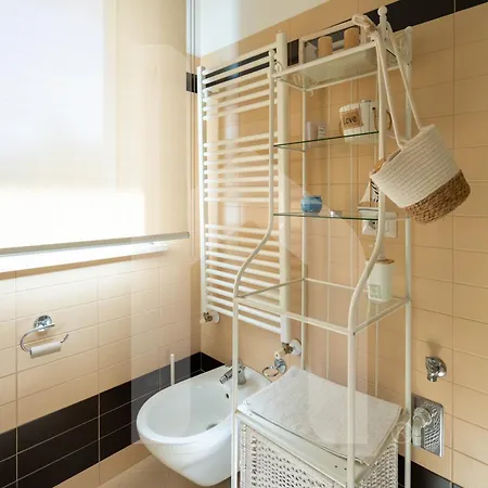Apartment Homiday - I Gabbiani Int 01, Livrea *