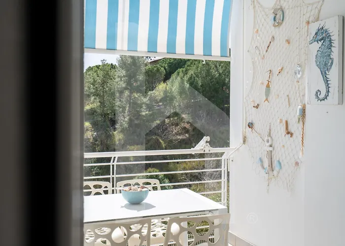 Homiday - I Gabbiani Int 01, Livrea Апартаменты *